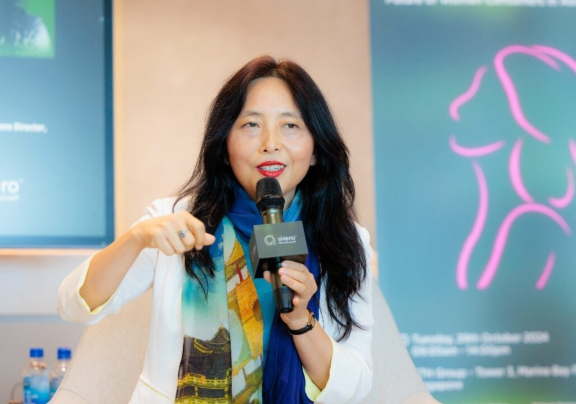 Xiangwei Gong, President Aptar Asia, speaks at a sHERO event in Singapore