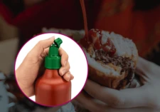 Flip top sauces and condiments closure
