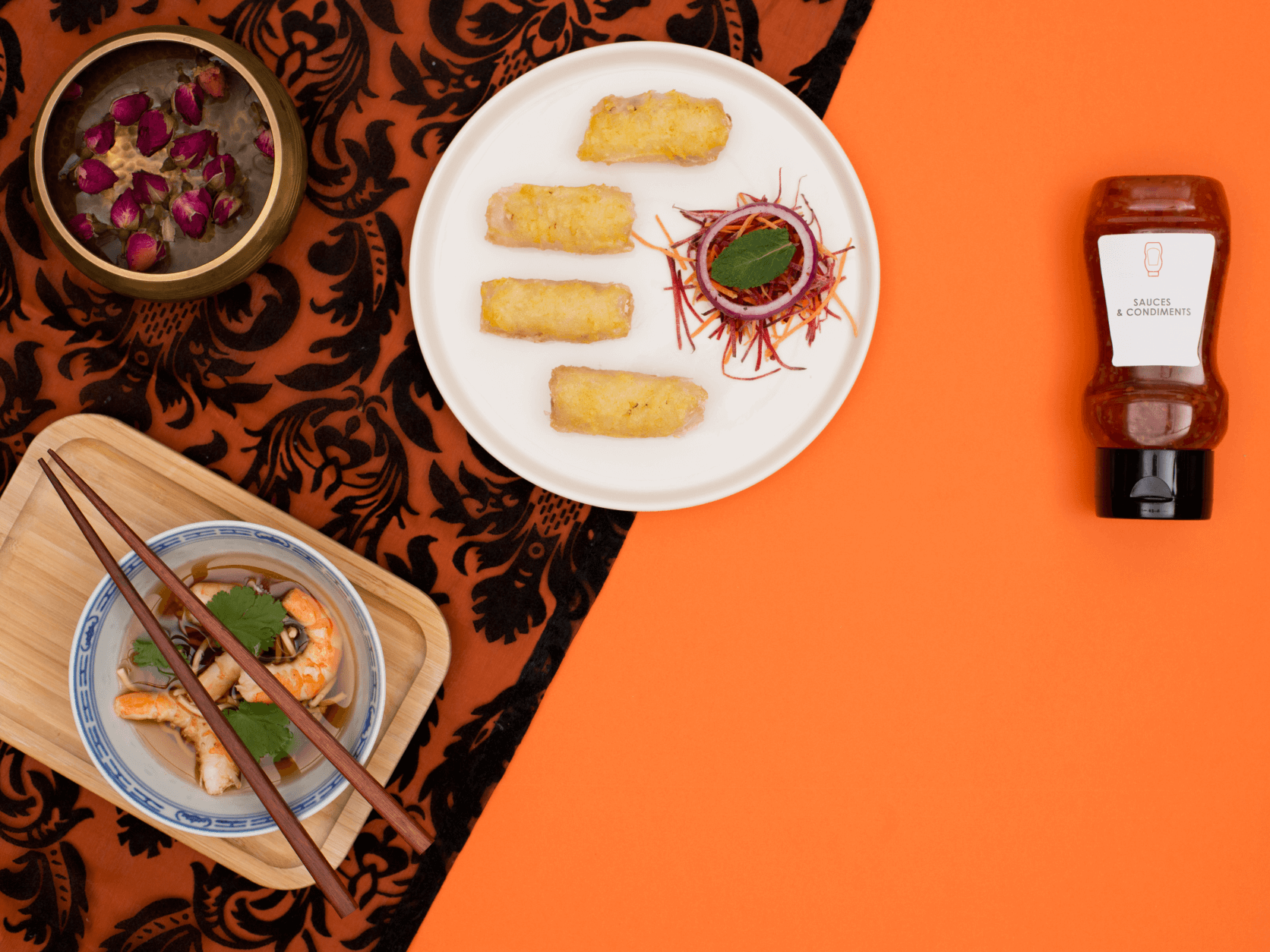 Samba closure for Asian sauces and condiments