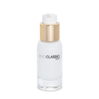 A clear glass bottle with a white label reading Evoclassic by Aptar,  a reliable cosmetic pump in gold and white, set against a plain white background.